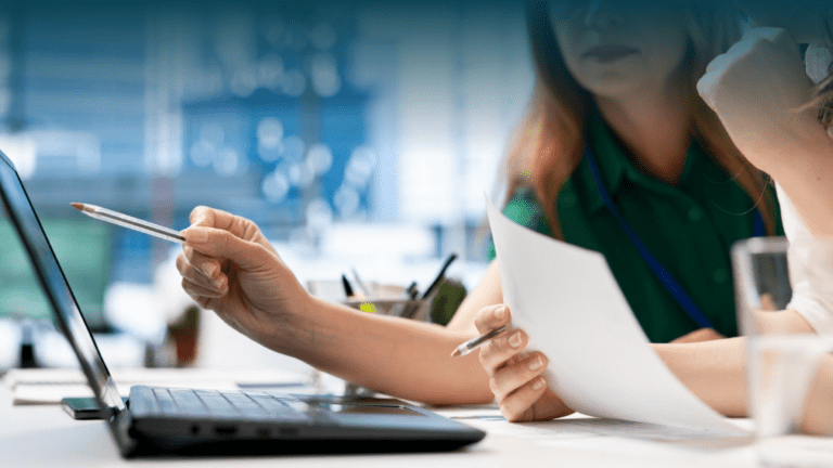 Lee más sobre el artículo Tercerización estratégica: por qué las PyMEs están rediseñando su modelo de gestión